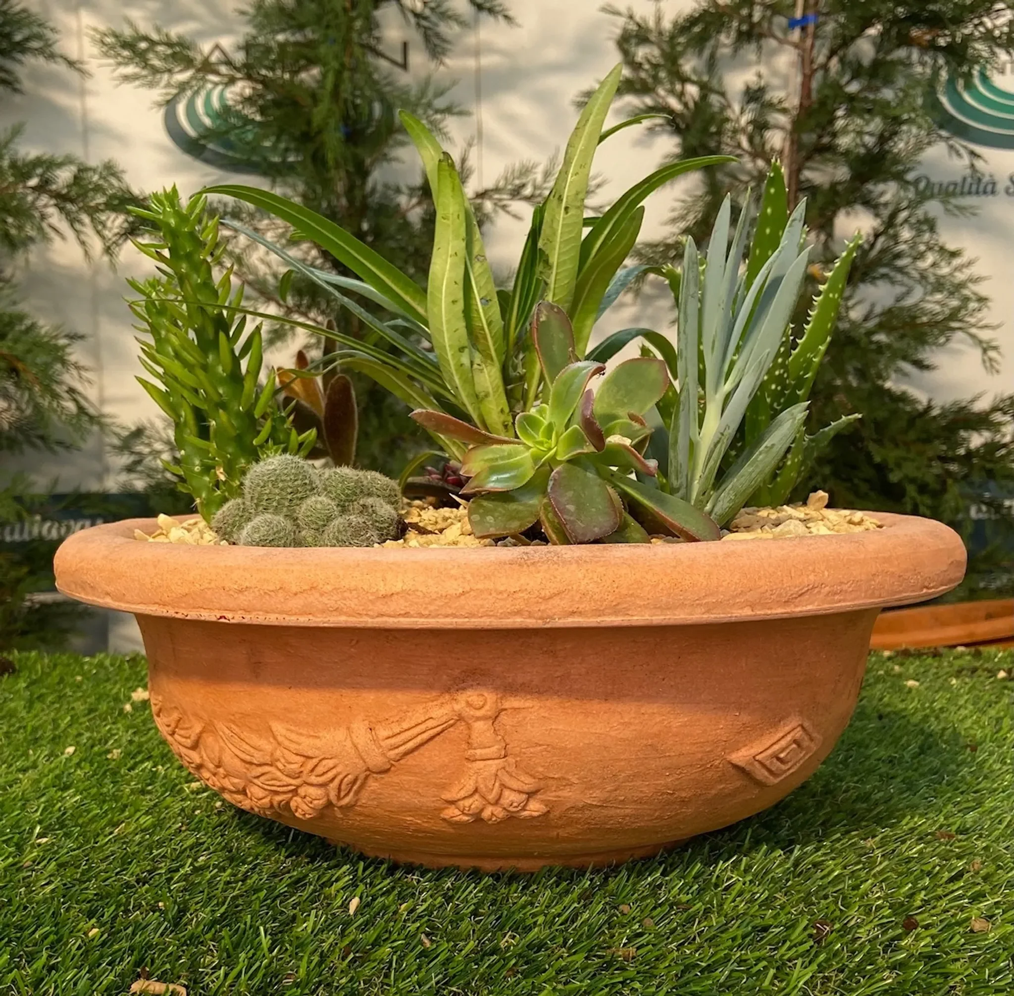 Blumenschale Ø 35 cm – Klassischer Stil mit Wellenschliff